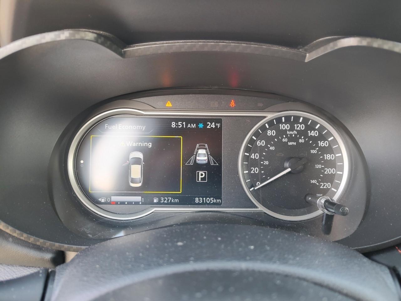 2024 Nissan Versa SR Photo