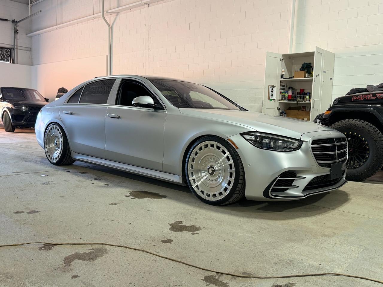 2023 Mercedes-Benz 300SD  - Photo #1