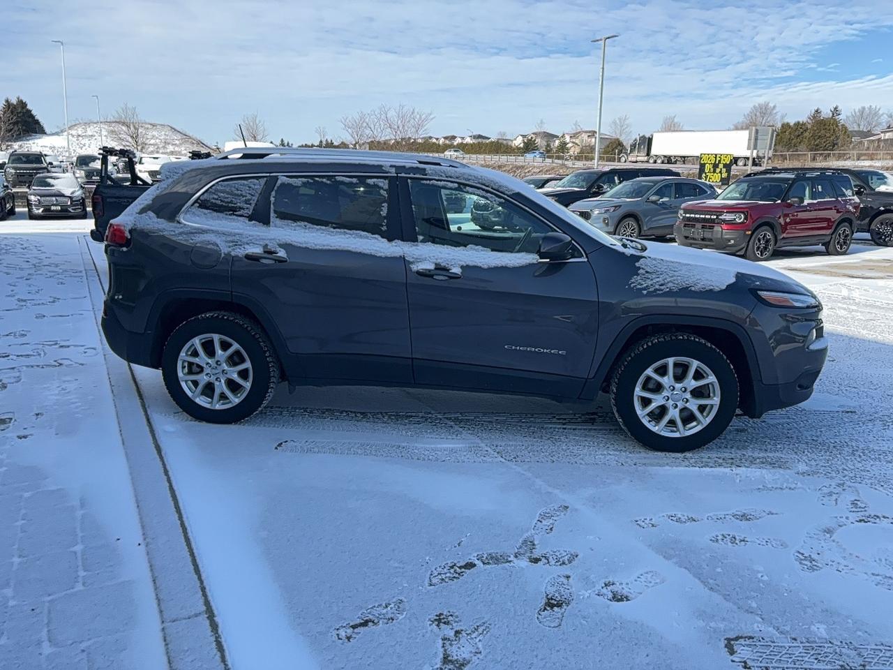 2017 Jeep Cherokee NORTH EDITION, SUNROOF, REMOTE START, AS TRADED Photo