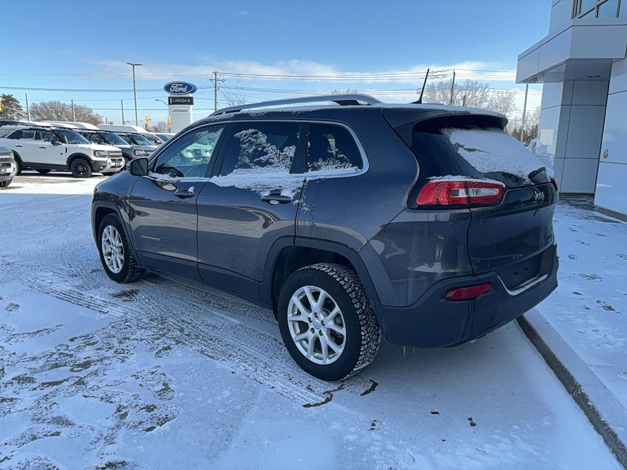 2017 Jeep Cherokee NORTH EDITION, SUNROOF, REMOTE START, AS TRADED Photo