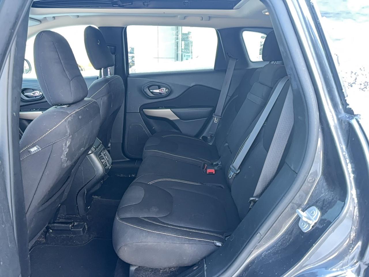 2017 Jeep Cherokee NORTH EDITION, SUNROOF, REMOTE START, AS TRADED Photo