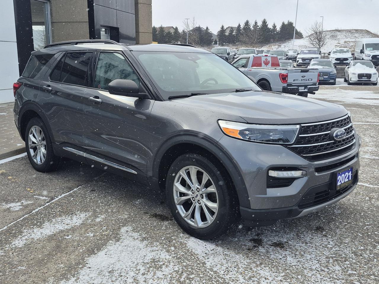 2021 Ford Explorer LOADED XLT! 20'S, LIKE NEW! HEATED WHEEL, LEATHER! Photo