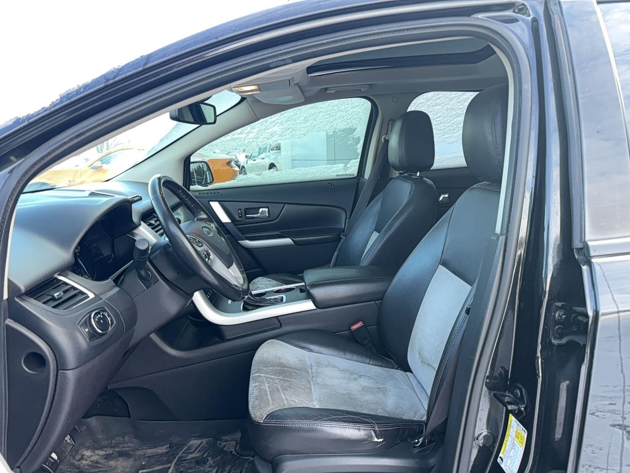 2013 Ford Edge SEL, AWD, LEATHER/SUEDE, AS TRADED! Photo