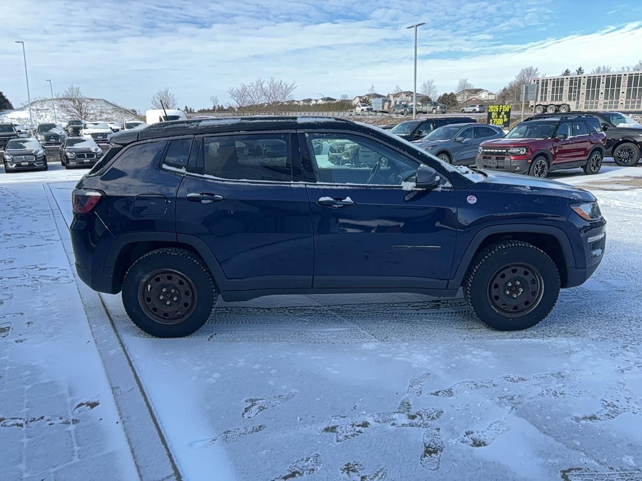 2018 Jeep Compass TRAILHAWK, LEATHER, SUNROOF, POWER GATE AS TRADED Photo