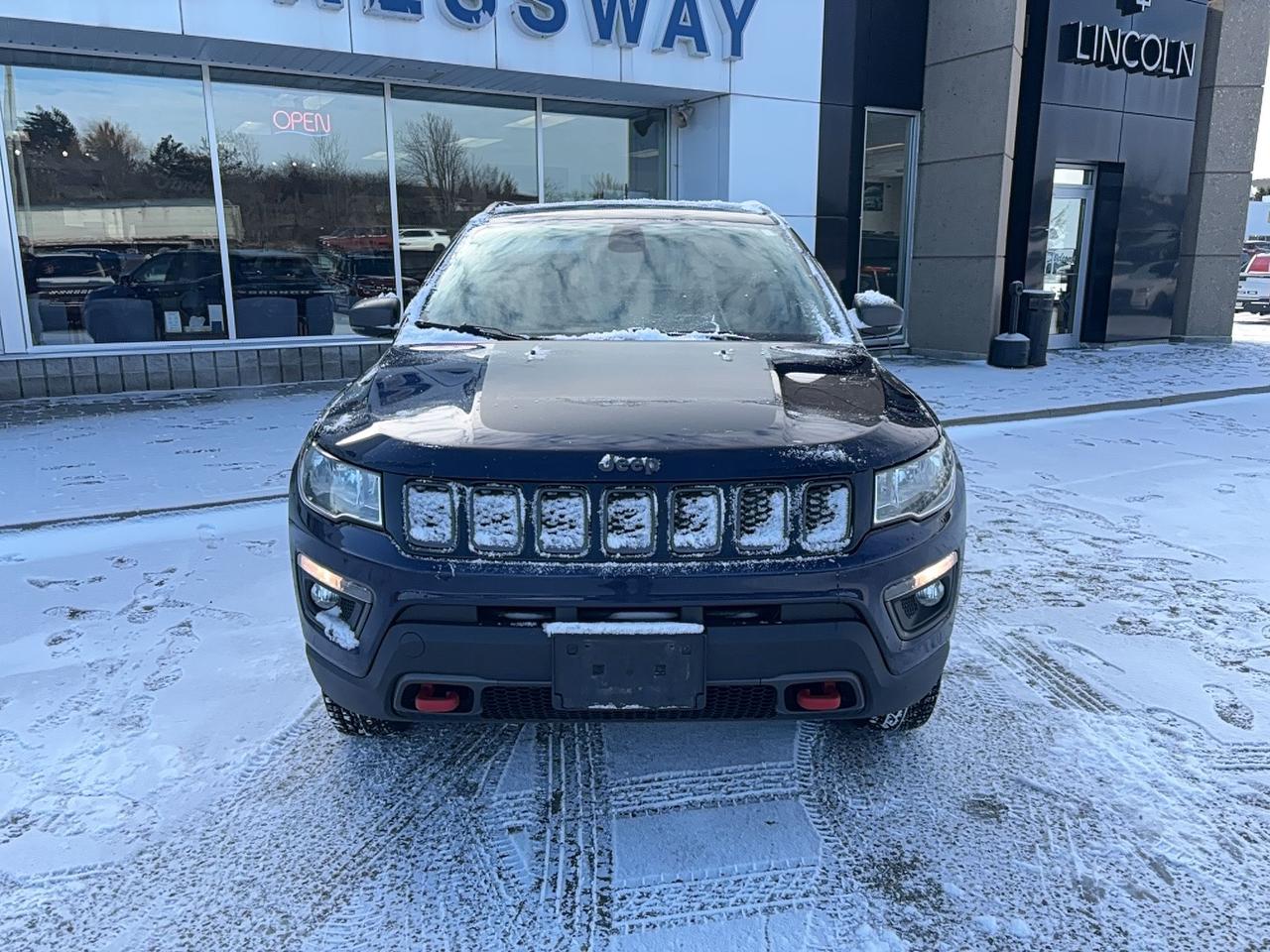 2018 Jeep Compass TRAILHAWK, LEATHER, SUNROOF, POWER GATE AS TRADED Photo