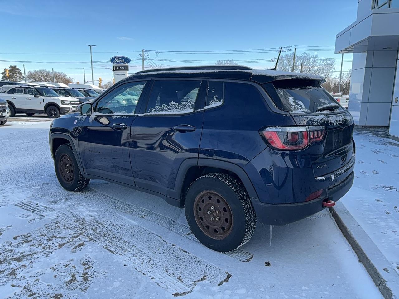 2018 Jeep Compass TRAILHAWK, LEATHER, SUNROOF, POWER GATE AS TRADED Photo