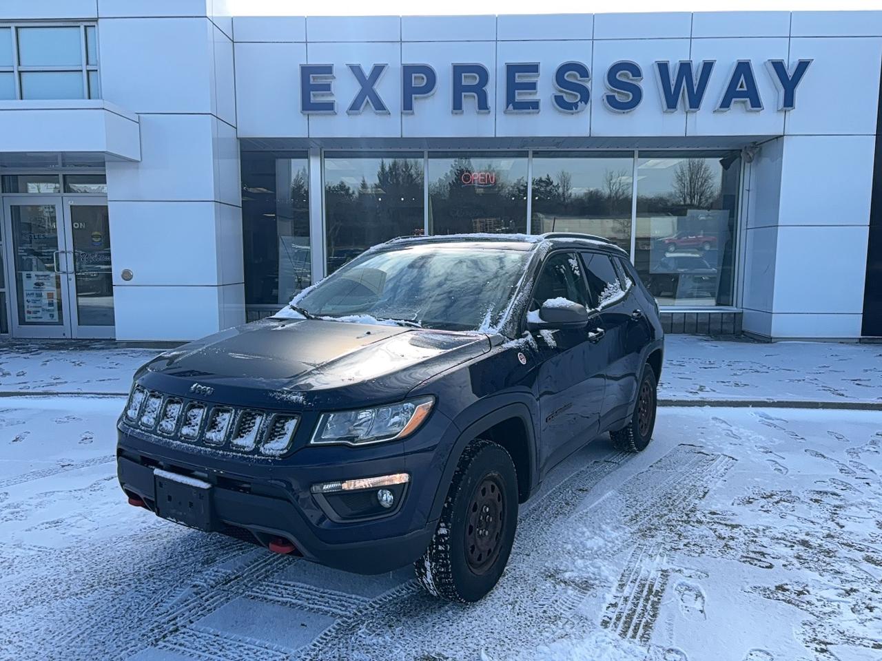 2018 Jeep Compass TRAILHAWK, LEATHER, SUNROOF, POWER GATE AS TRADED Photo0