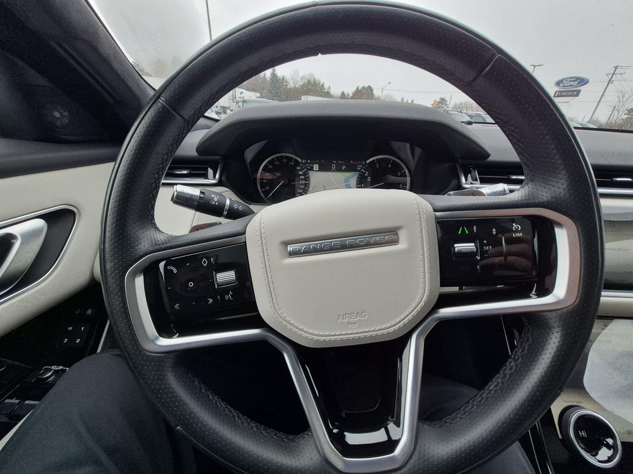 2023 Land Rover Range Rover Velar LOCAL TRADE! LOADED VELAR! LEATHER, ROOF, LIKE NEW Photo