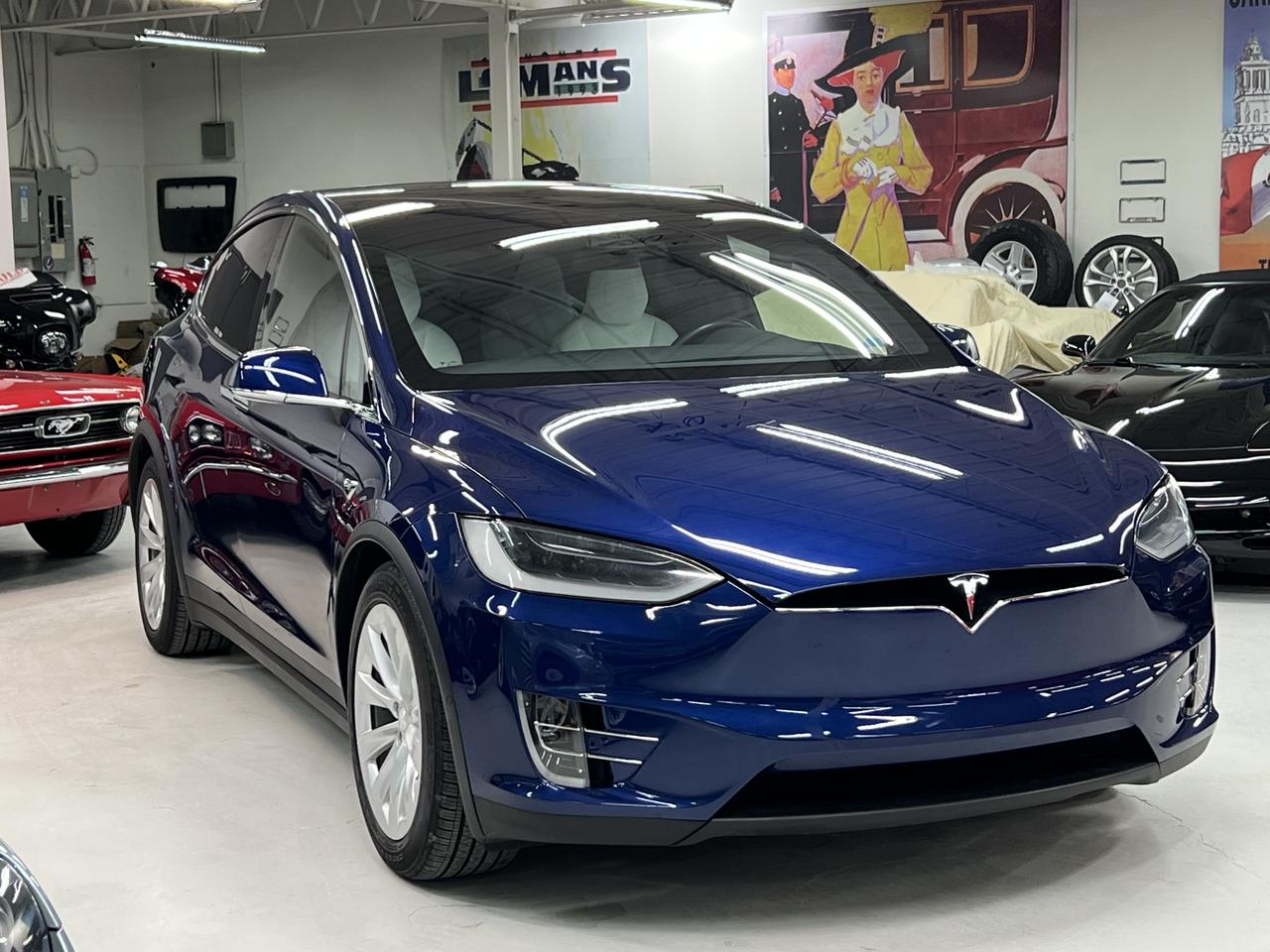 2017 Tesla Model X 75D AWD