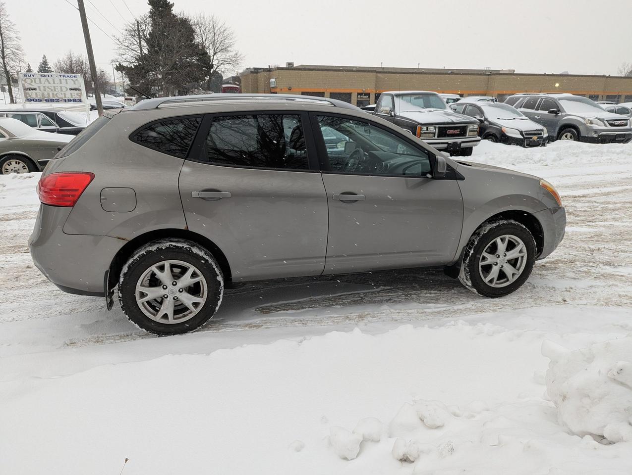 2009 Nissan Rogue "clean NO ACCIDENTS" certified + FREE 6M warranty Photo