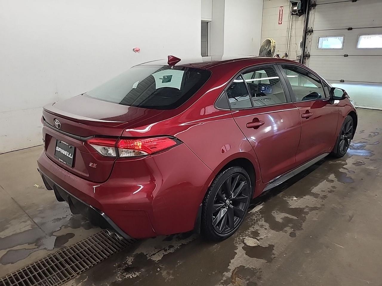 2023 Toyota Corolla SE Photo