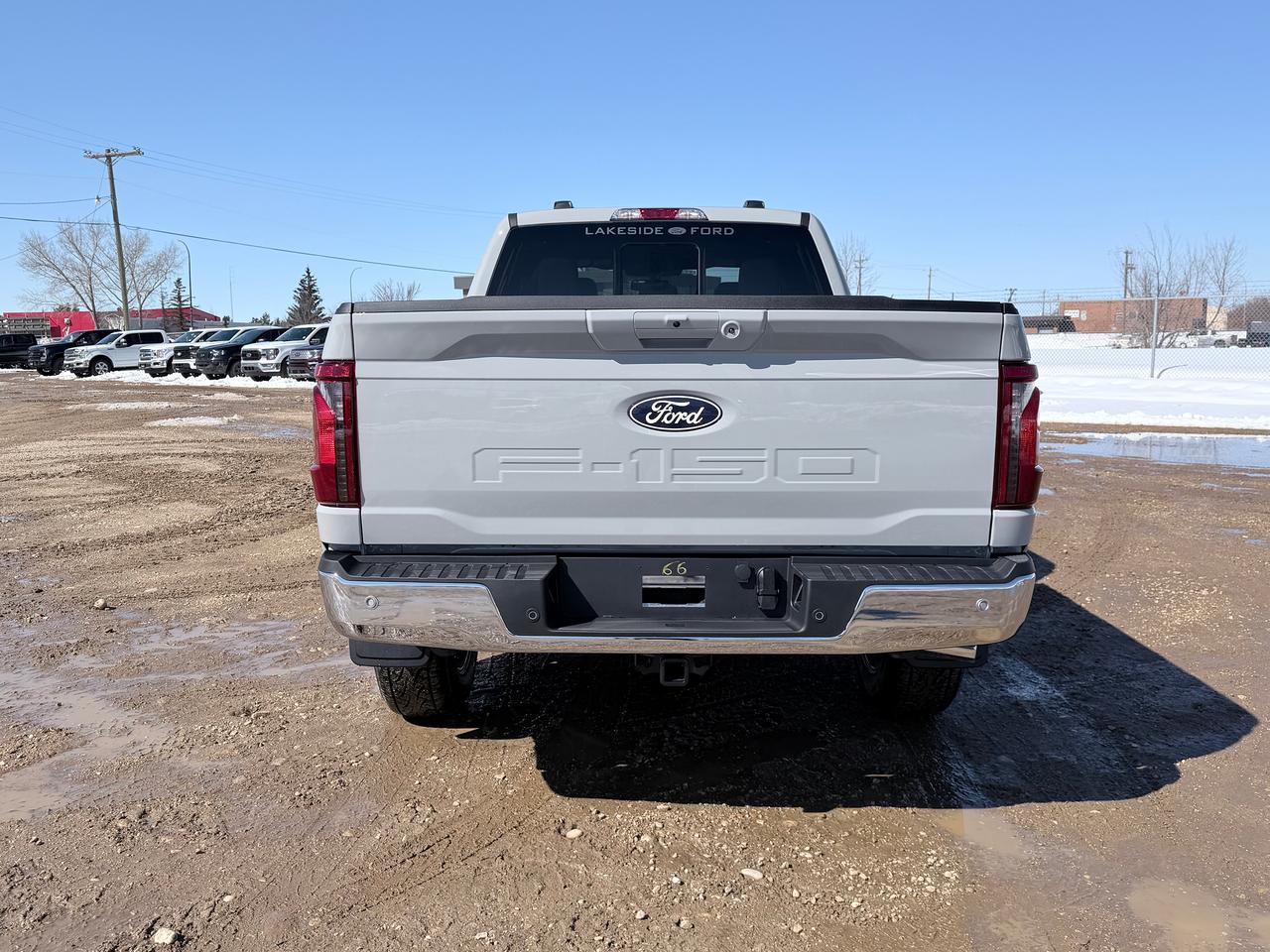 2026 Ford F-150 XLT Photo4