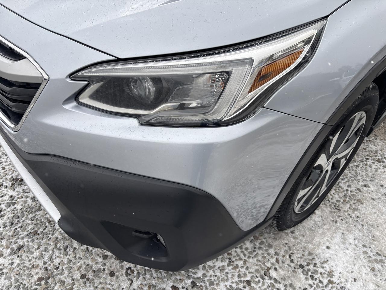 2022 Subaru Outback LIMITED Photo