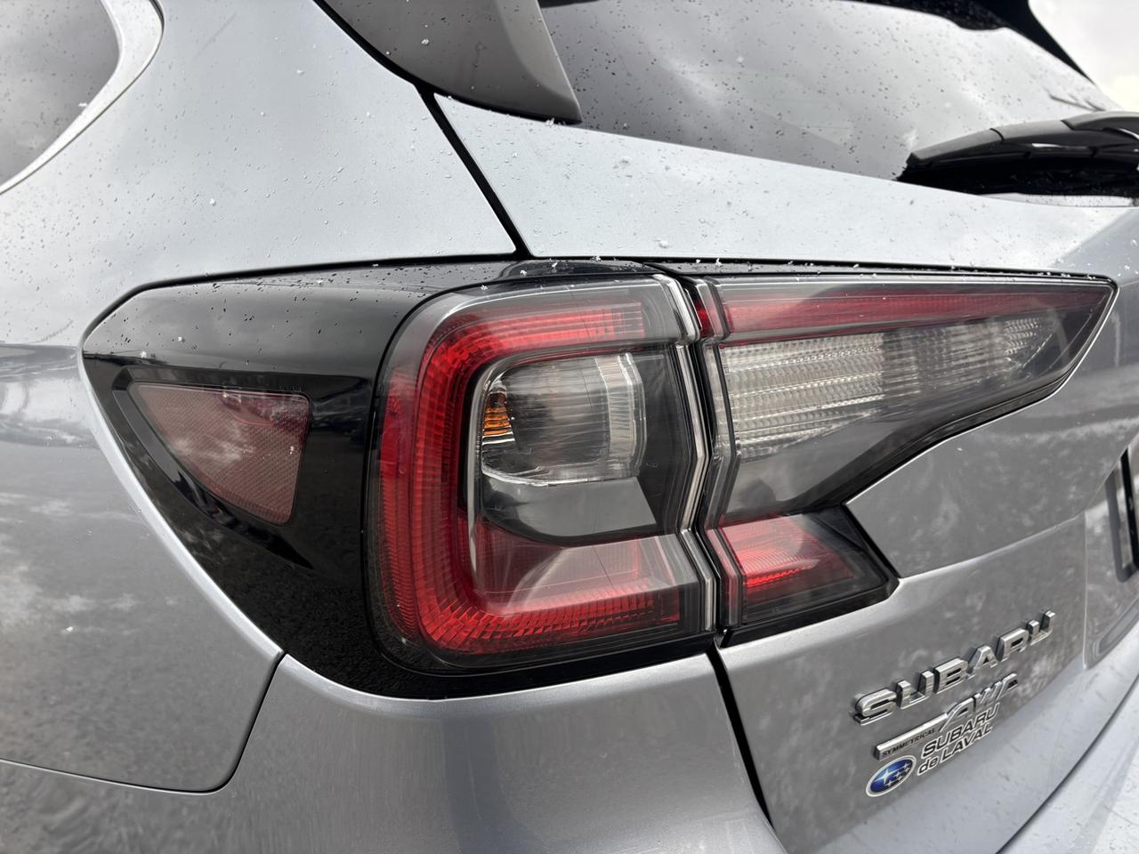 2022 Subaru Outback LIMITED Photo