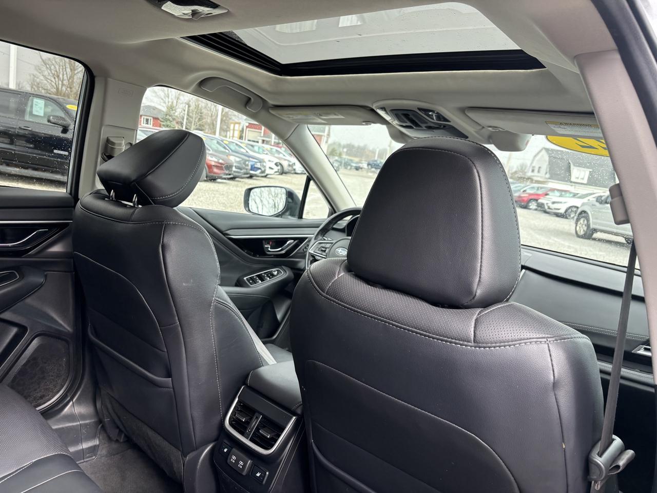 2022 Subaru Outback LIMITED Photo