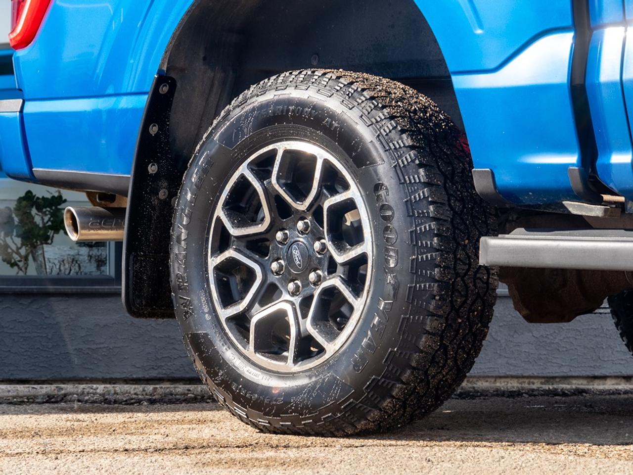 2021 Ford F-150 XLT 4WD SuperCrew 5.5' Box Photo3