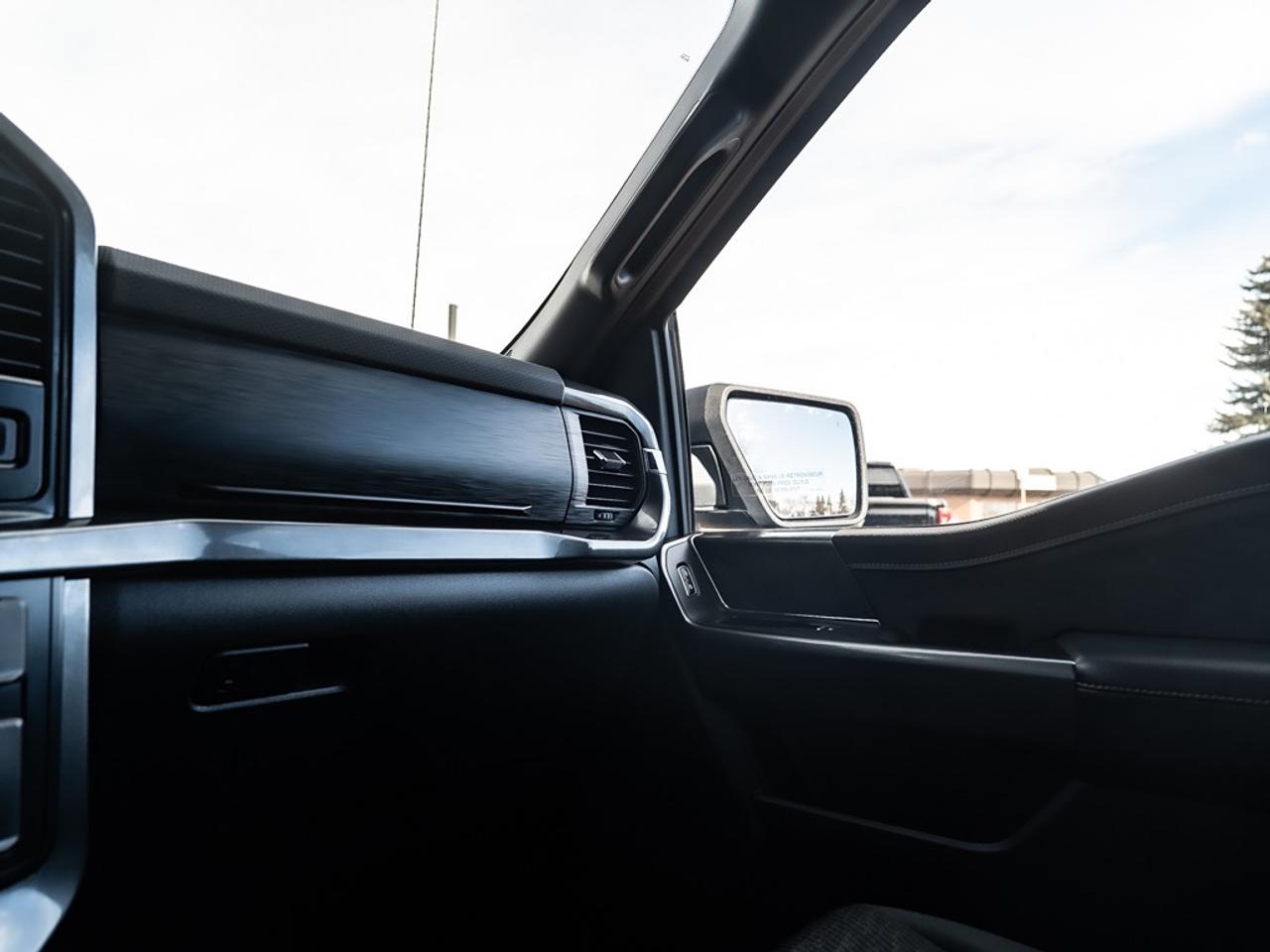 2021 Ford F-150 XLT 4WD SuperCrew 5.5' Box Photo34