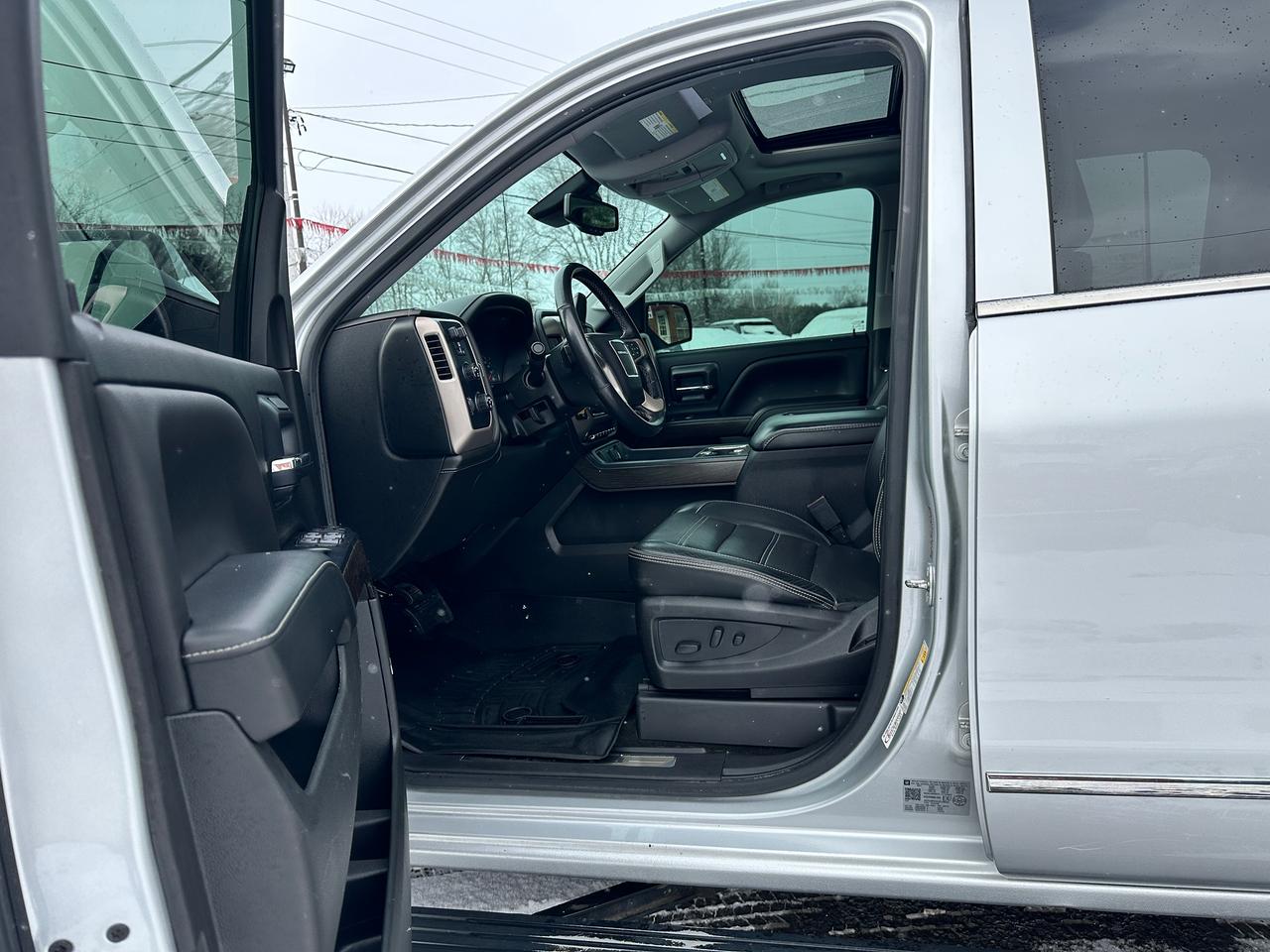 2018 GMC Sierra 1500 Denali Crew 4x4 HTD/CLD-Leather Sunroof BOSE RvCam Photo