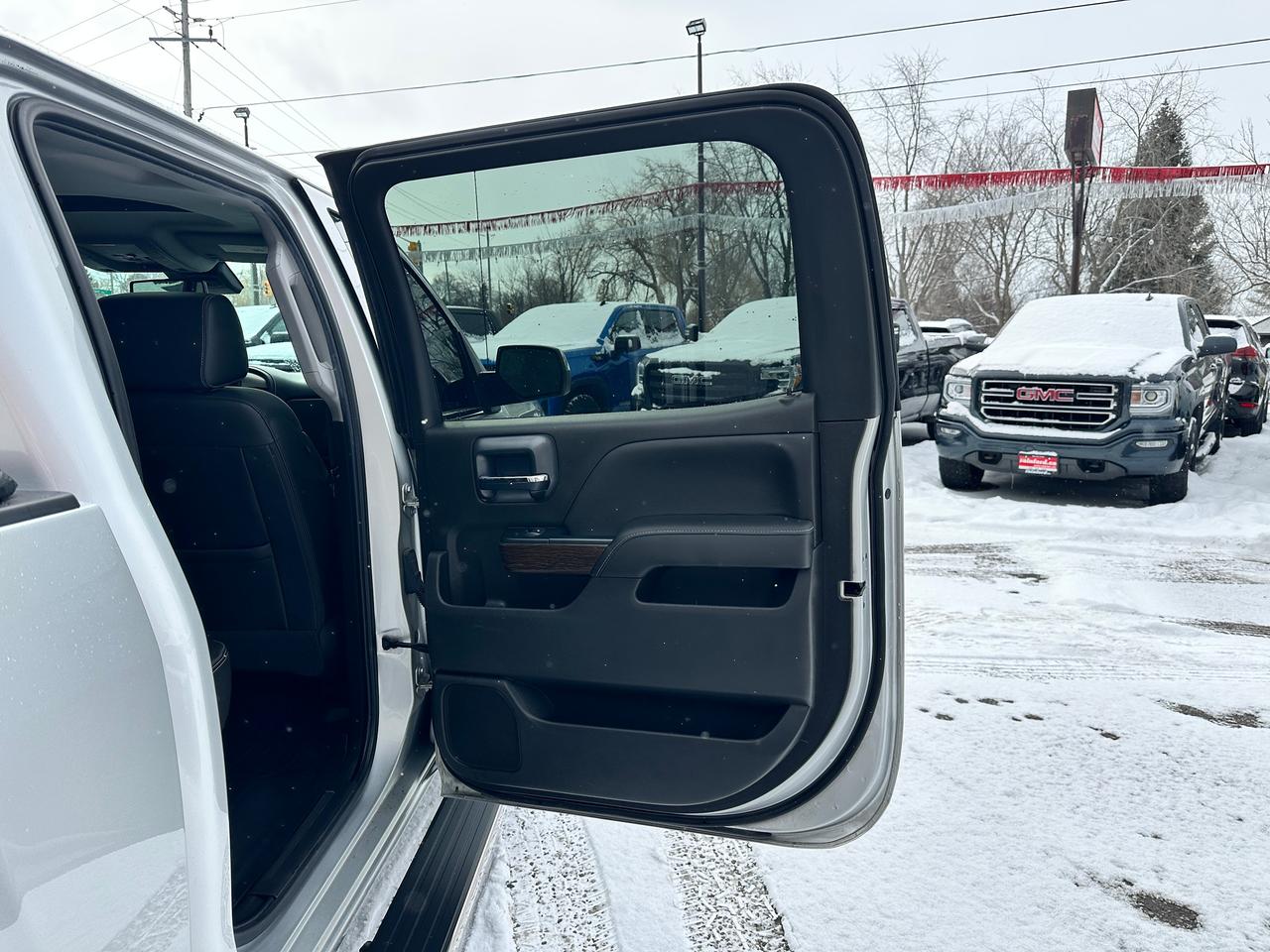 2018 GMC Sierra 1500 Denali Crew 4x4 HTD/CLD-Leather Sunroof BOSE RvCam Photo