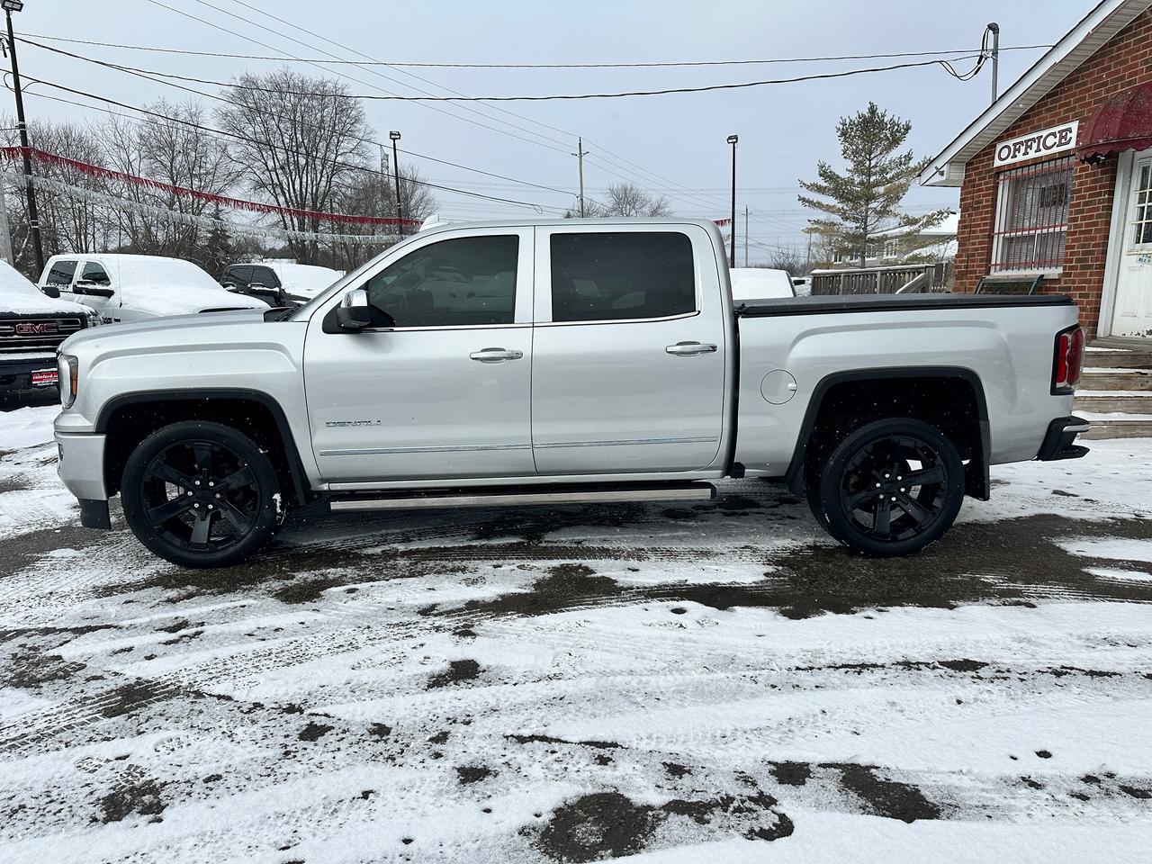 2018 GMC Sierra 1500 Denali Crew 4x4 HTD/CLD-Leather Sunroof BOSE RvCam Photo2
