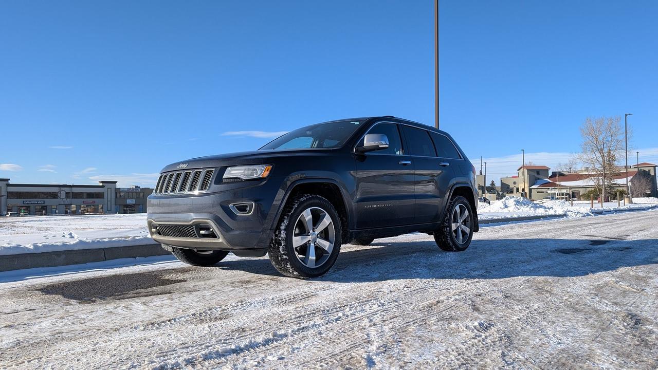 2015 Jeep Grand Cherokee Overland - Photo #1