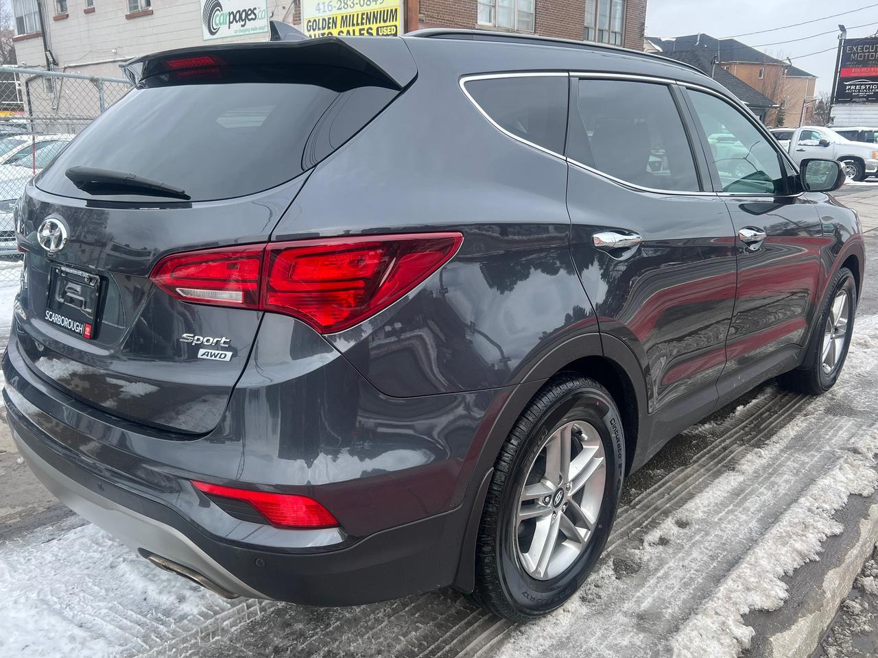 2018 Hyundai Santa Fe Sport LEATHER-BACK CAM -NAV-PANORAMIC SR/F & MORE! Photo