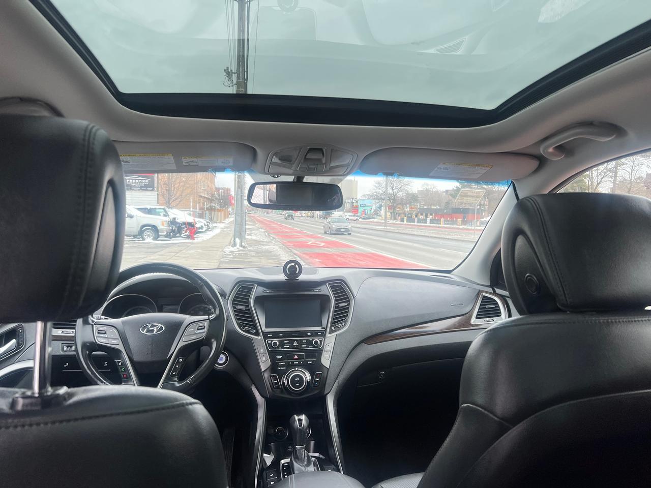 2018 Hyundai Santa Fe Sport LEATHER-BACK CAM -NAV-PANORAMIC SR/F & MORE! Photo