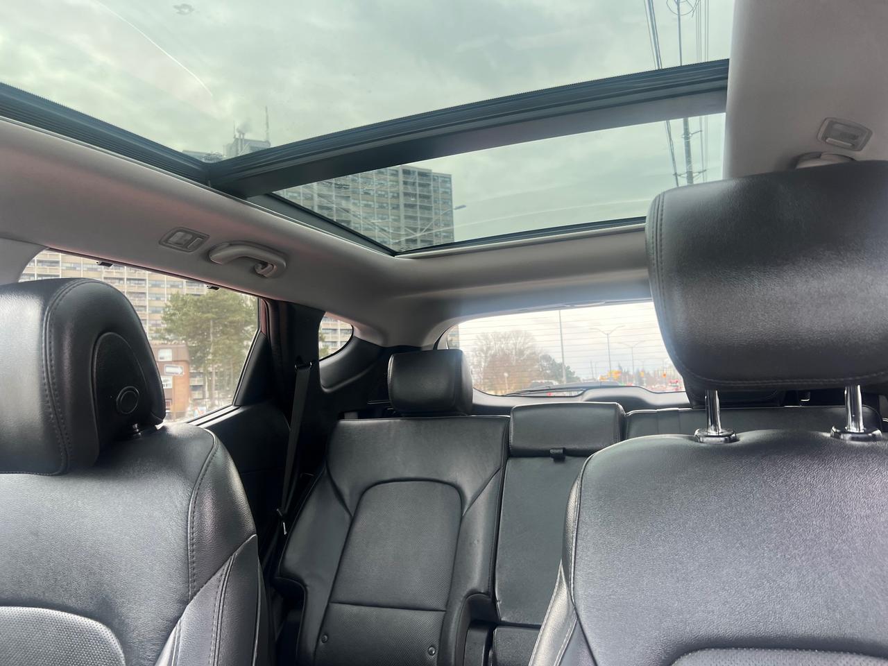 2018 Hyundai Santa Fe Sport LEATHER-BACK CAM -NAV-PANORAMIC SR/F & MORE! Photo