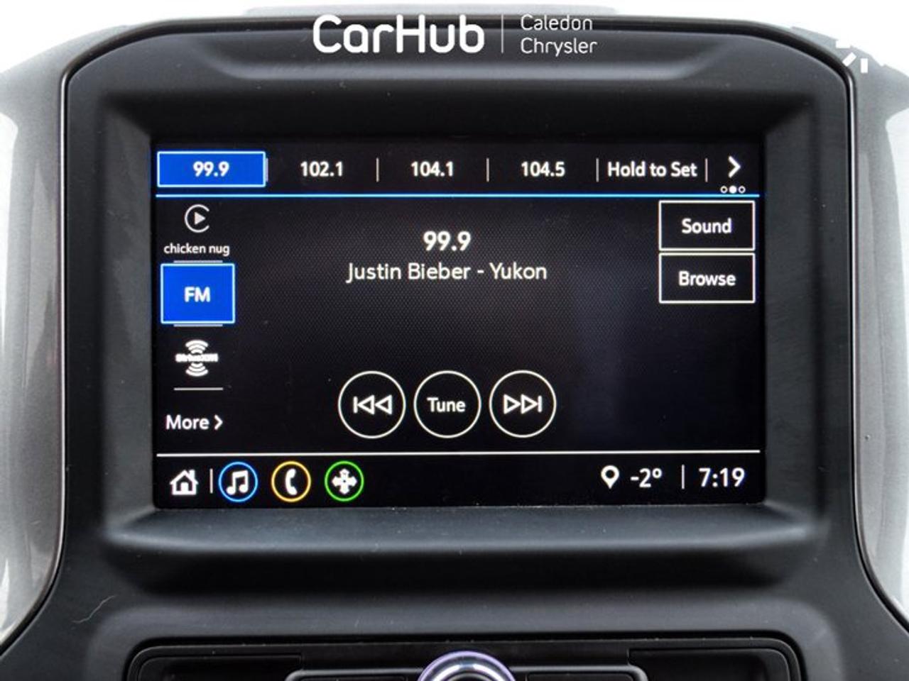 2024 Chevrolet Silverado 1500 Custom Trail Boss 4WD Crew Cab 147" Photo