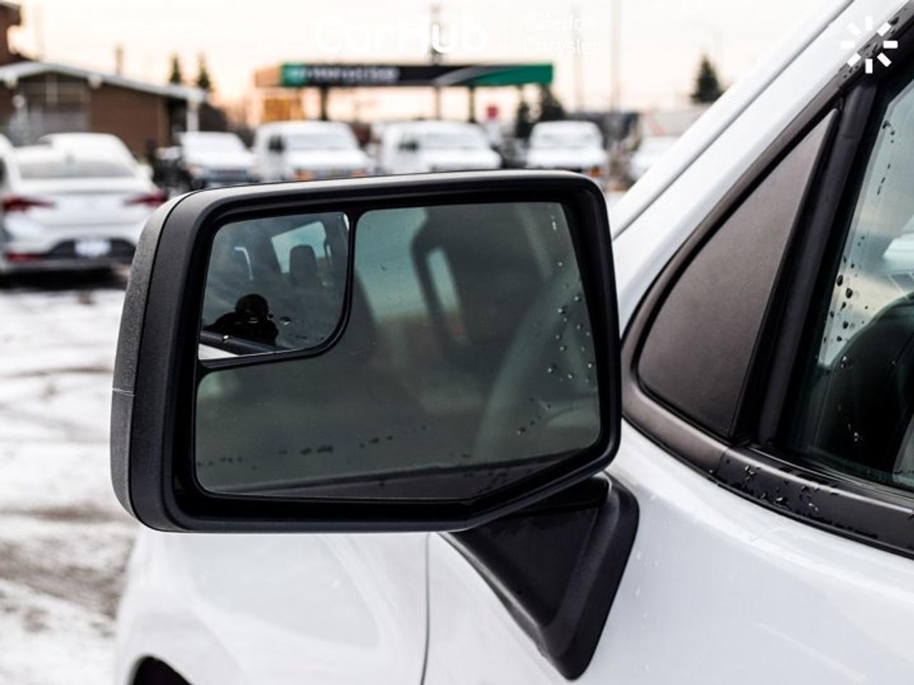 2024 Chevrolet Silverado 1500 Custom Trail Boss 4WD Crew Cab 147" Photo