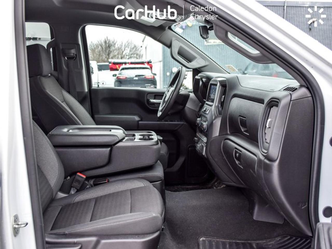 2024 Chevrolet Silverado 1500 Custom Trail Boss 4WD Crew Cab 147" Photo