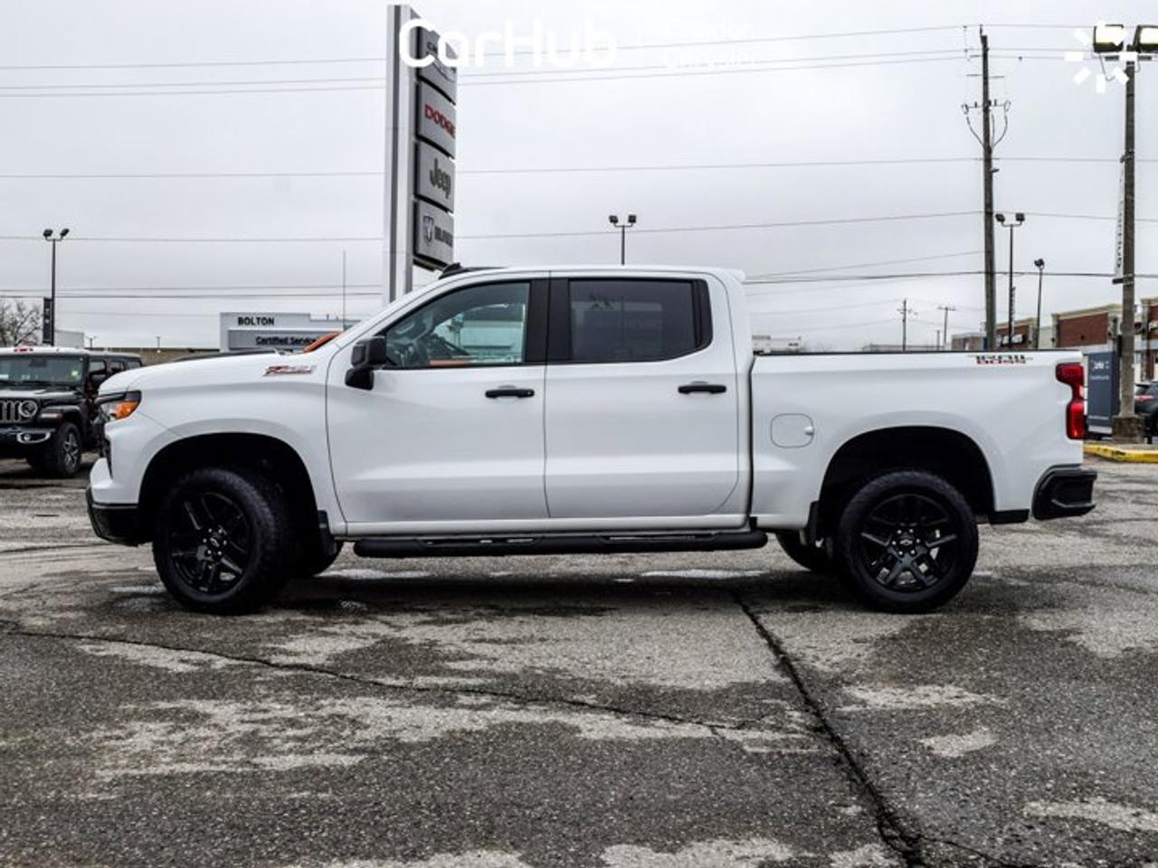 2024 Chevrolet Silverado 1500 Custom Trail Boss 4WD Crew Cab 147" Z71 5.3 L 6 Passenger Photo