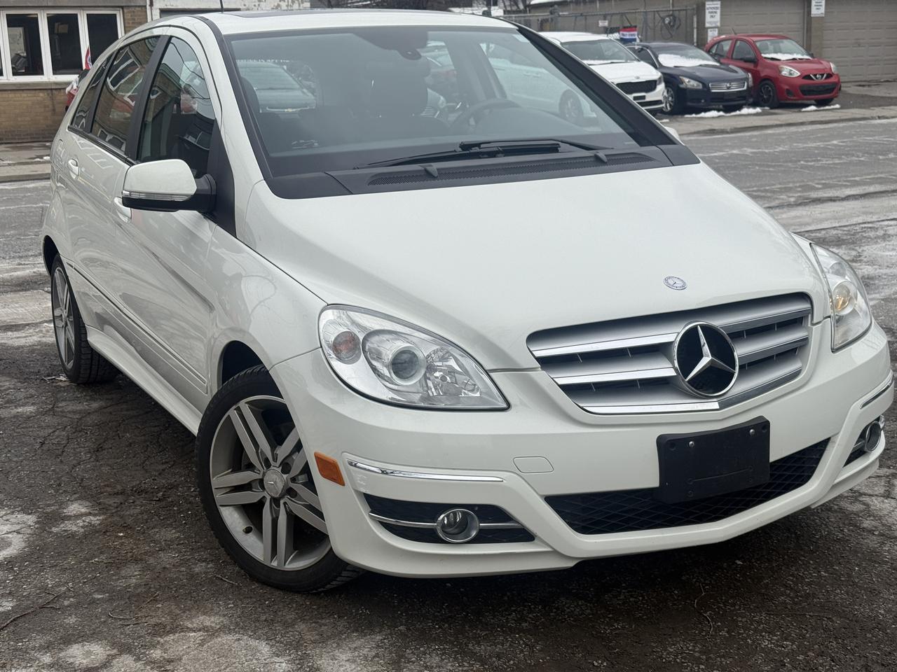 2011 Mercedes-Benz B-Class B 200 Turbo Photo