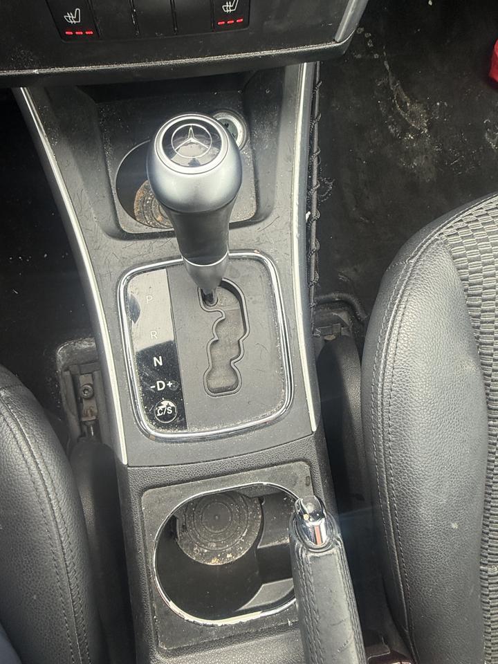 2011 Mercedes-Benz B-Class B 200 Turbo Photo