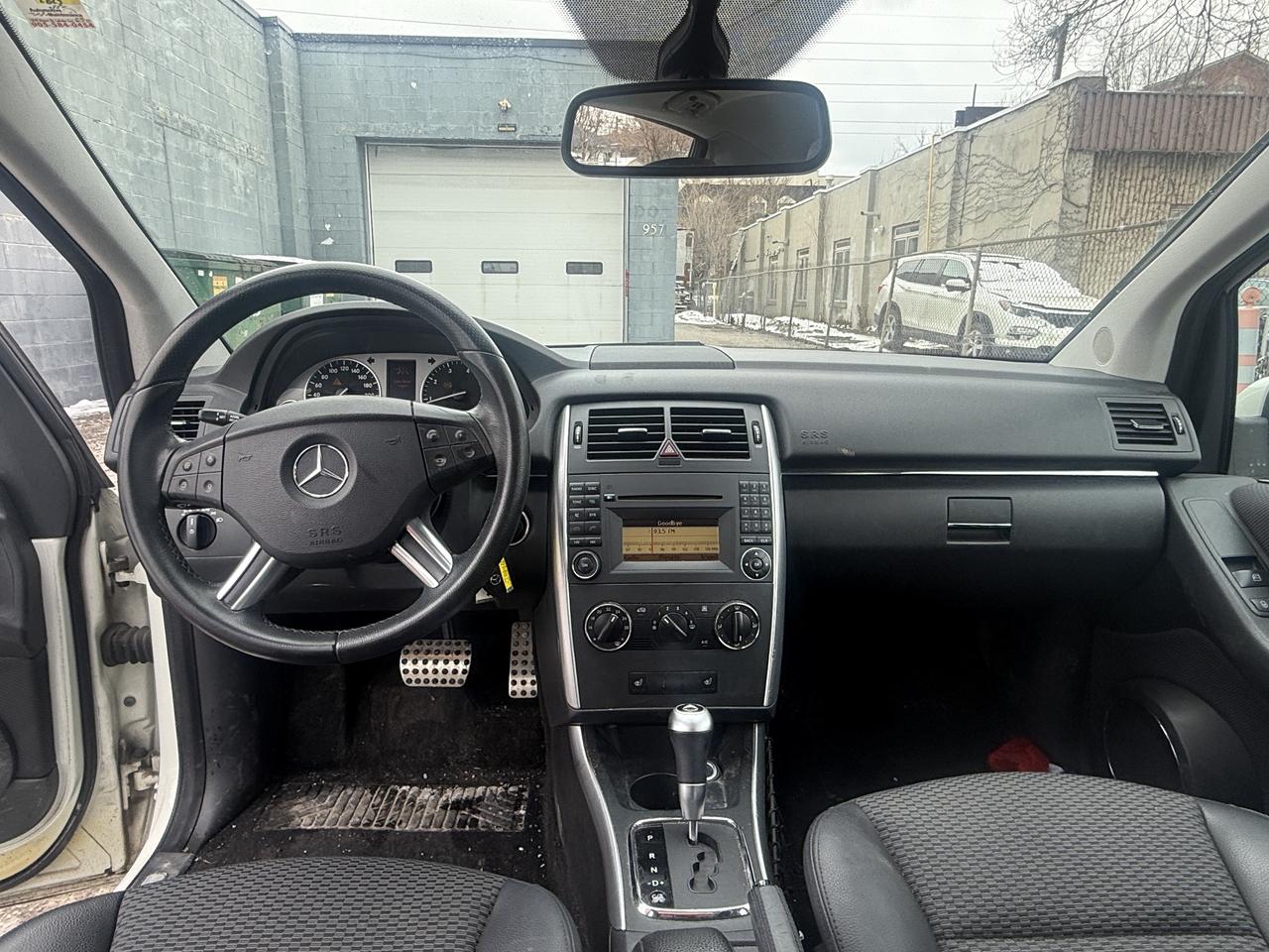 2011 Mercedes-Benz B-Class B 200 Turbo Photo