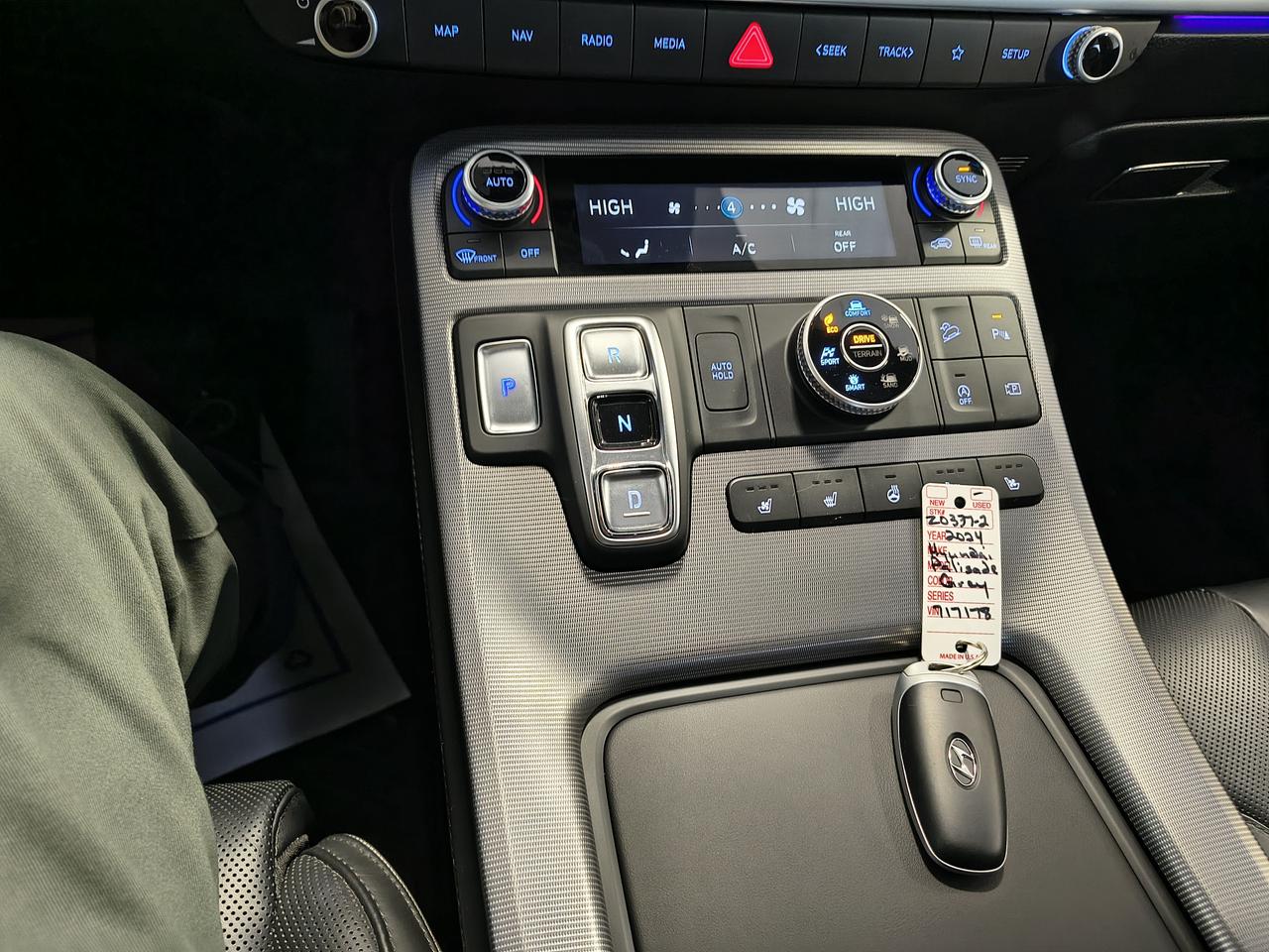 2024 Hyundai PALISADE URBAN Photo