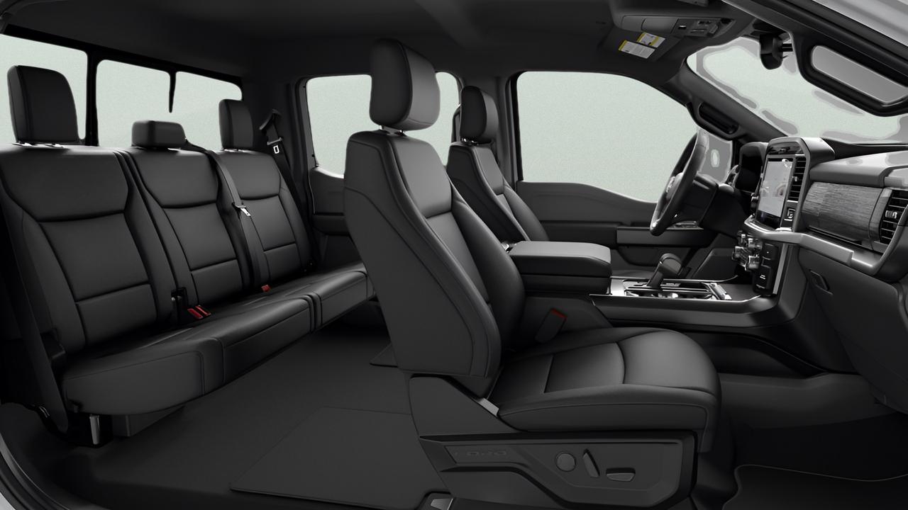 2026 Ford F-150 XLT 4WD SuperCrew 5.5' Box Photo4