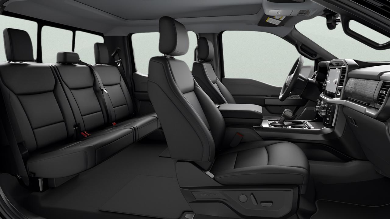 2026 Ford F-150 XLT 4WD SuperCrew 5.5' Box Photo4