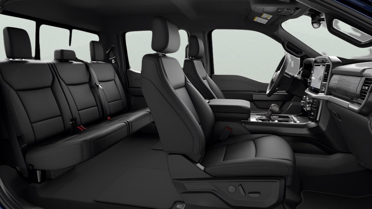 2026 Ford F-150 XLT 4WD SuperCrew 5.5' Box Photo4