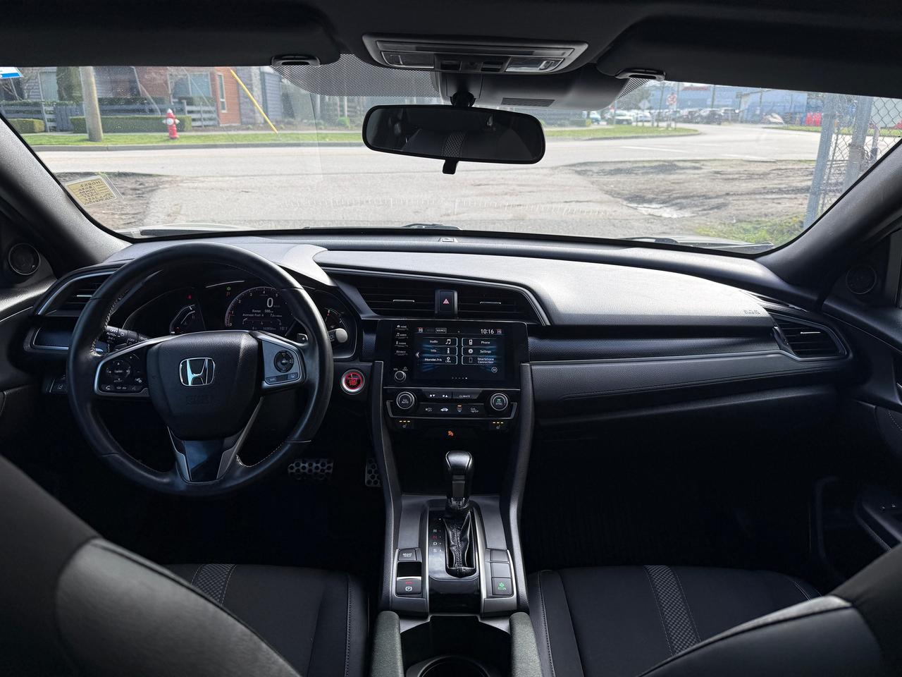 2020 Honda Civic FINANCING AVAILABLE Photo10