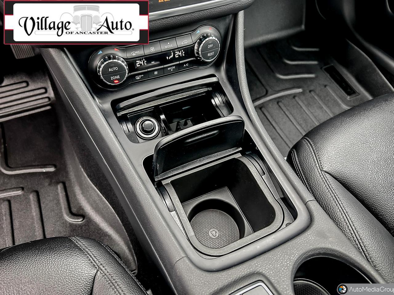 2015 Mercedes-Benz CLA-Class 4dr Sdn CLA 250 4MATIC - Photo #19