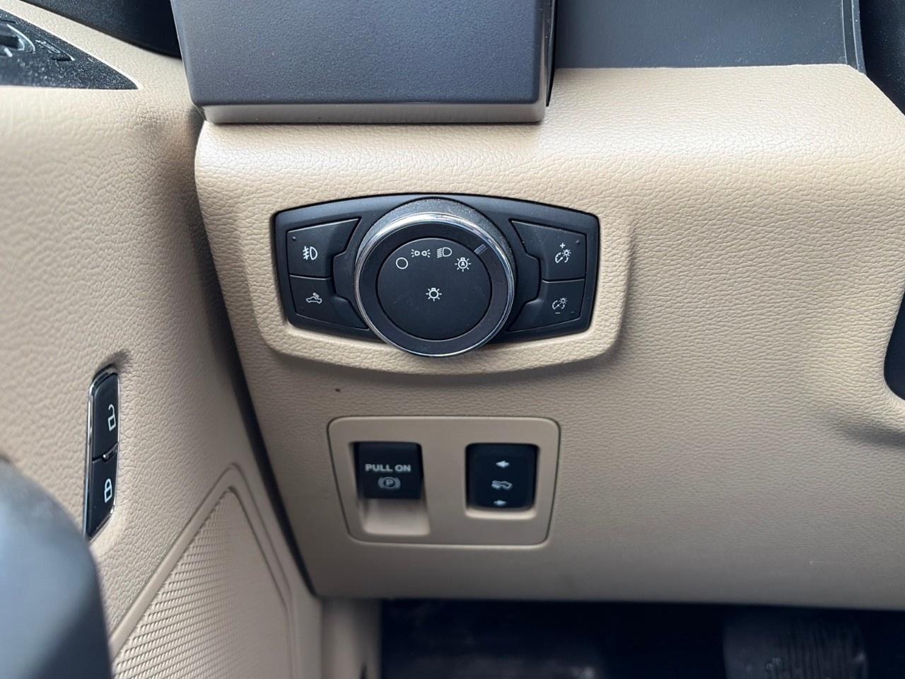 2017 Ford F-150 4WD SuperCrew Styleside 5-1/2 Ft Box XLT Photo