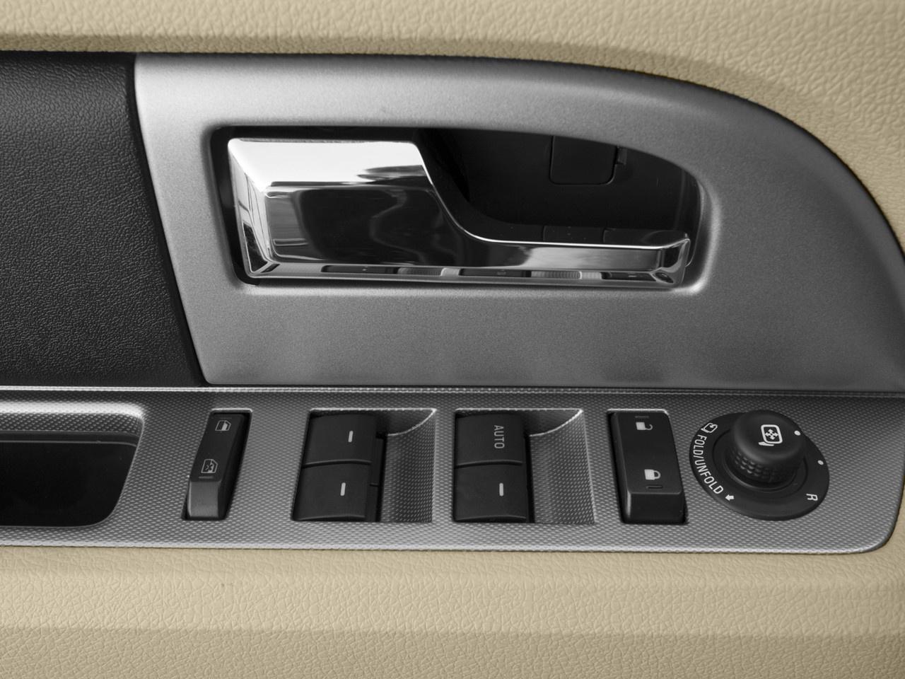 2017 Ford Expedition 4WD 4dr XLT Photo