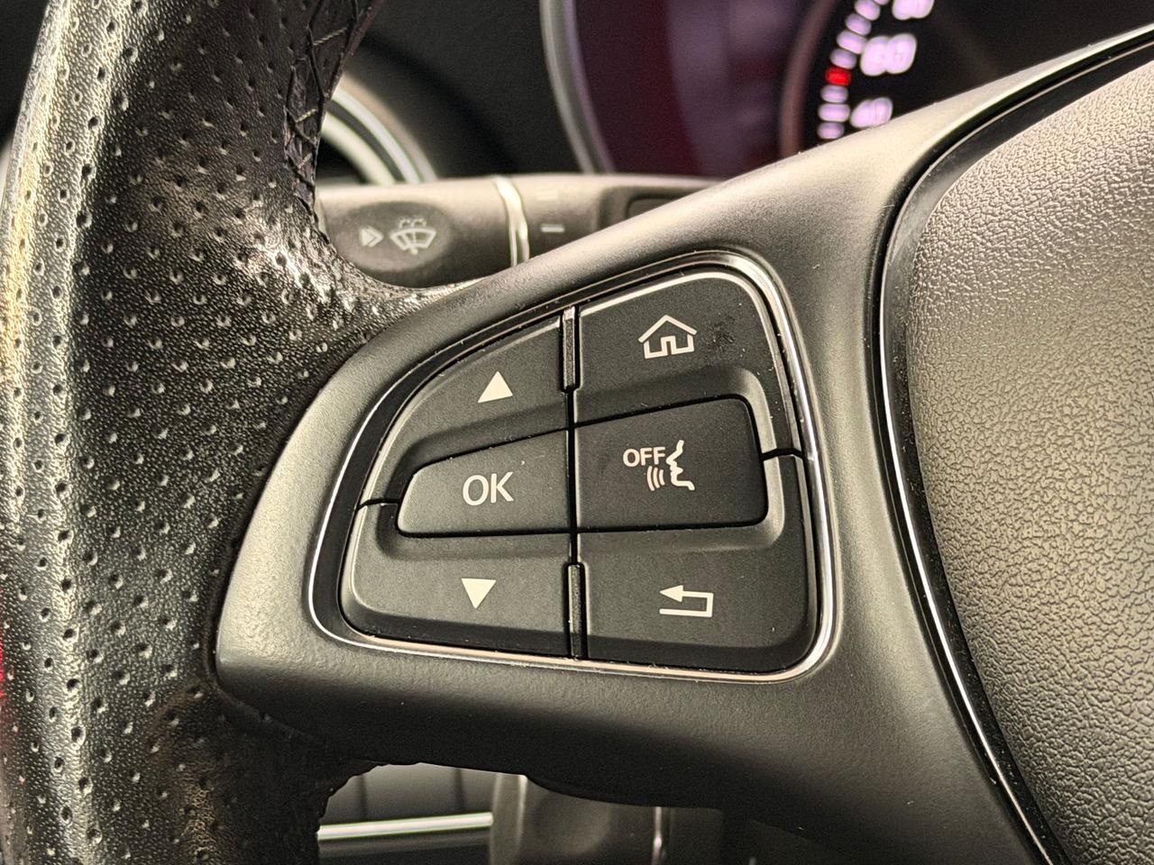 2017 Mercedes-Benz C-Class 4MATIC Coupe+360 Camera+BSM+Roof+CLEAN CARFAX Photo57