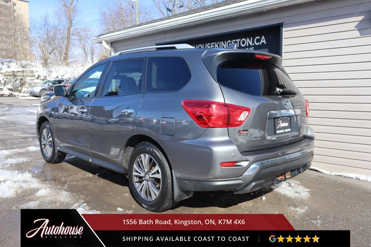 2019 Nissan Pathfinder SL Premium 3RD ROW SEATING - DUAL MOONROOF Photo