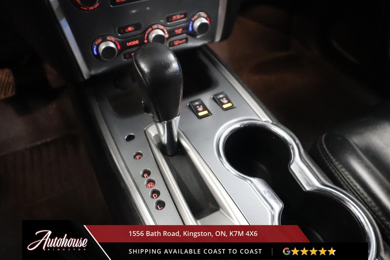 2019 Nissan Pathfinder SL Premium 3RD ROW SEATING - DUAL MOONROOF Photo