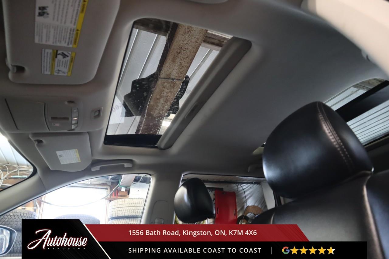 2019 Nissan Pathfinder SL Premium 3RD ROW SEATING - DUAL MOONROOF Photo