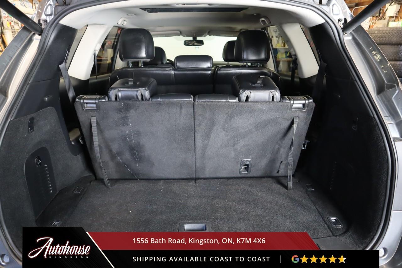 2019 Nissan Pathfinder SL Premium 3RD ROW SEATING - DUAL MOONROOF Photo
