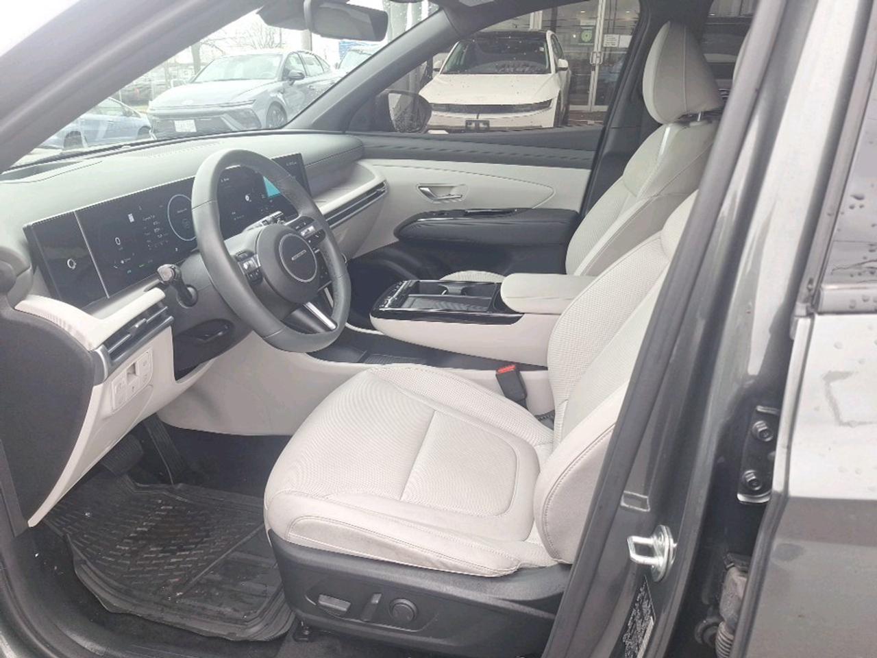2025 Hyundai Tucson Hybrid Ultimate Photo
