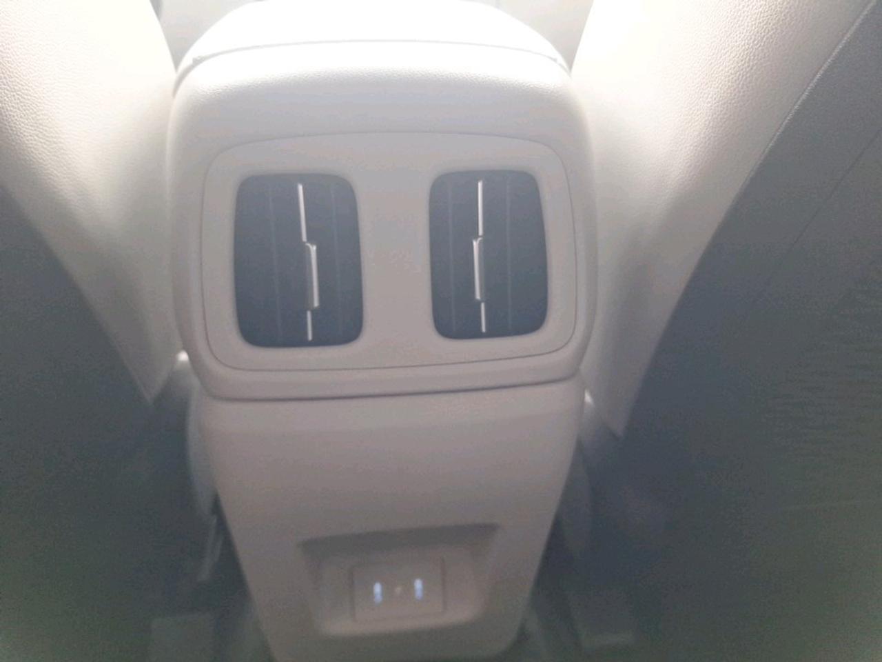 2025 Hyundai Tucson Hybrid Ultimate Photo